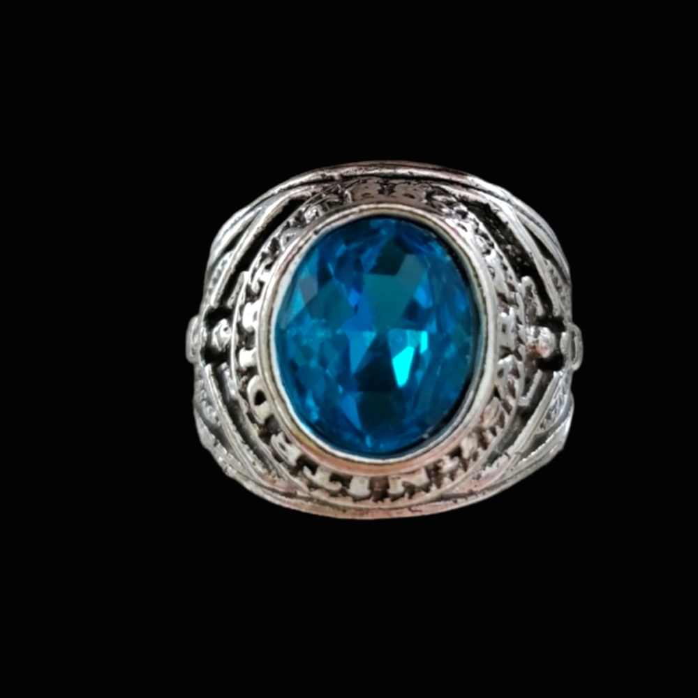 💎Gorgeous crystal sky blue gemstone ring